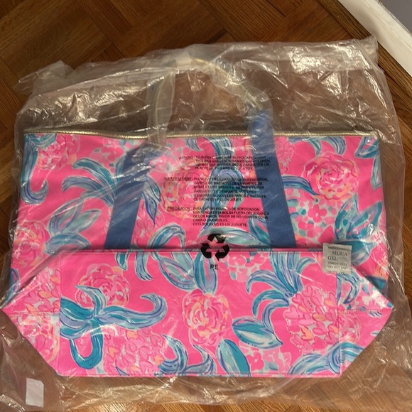NWT / NIP Lilly Pulitzer Sofina tote Prosecco Pink Pinking Positive reduced - Picture 5 of 5